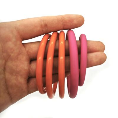 NBR ยาง O-Rings ด้วยความแข็งแรง 40 ~ 90 Shore A AS568 ขนาดมาตรฐานและสามารถปรับแต่งได้สําหรับอุตสาหกรรมน้ํามันและก๊าซ