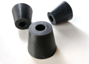 สีดํา สีขาว หรือสีที่กําหนดยาง Bung Stopper ในขนาดที่กําหนดเอง กันน้ํา 40-80 Shore A ความแข็ง